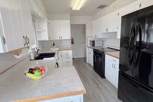 126 W 6th St, Port Angeles, WA 98362 - Photo 9