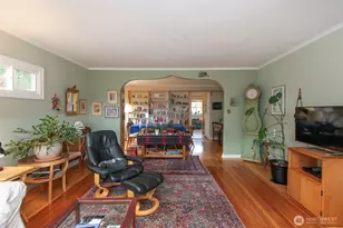 216 E 10th St, Port Angeles, WA 98362 - Photo 5