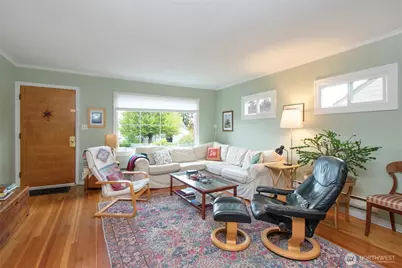 216 E 10th Street, Port Angeles, WA 98362 - Photo 3