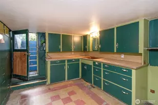 216 E 10th St, Port Angeles, WA 98362 - Photo 19