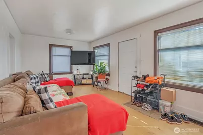 3321 25th Avenue S, Seattle, WA 98144 - Photo 3