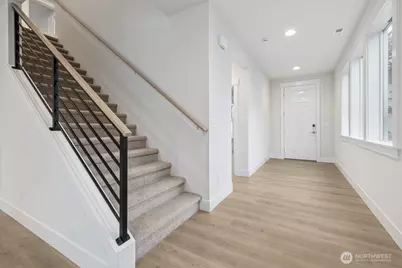 18011 SE 250th Place #2, Covington, WA 98042 - Photo 7