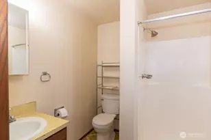 2808 W Edgewood Dr, Port Angeles, WA 98363 - Photo 15