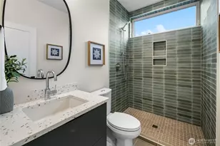 318 E Bellevue Ave E, Seattle, WA 98102 - Photo 15