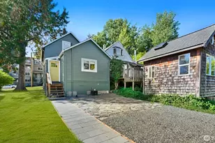 1027 21st St, Bellingham, WA 98225 - Photo 27