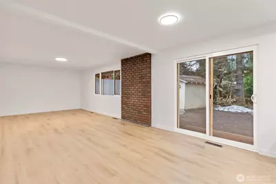 6215 189th Avenue Ct E, Lake Tapps, WA 98391 - Photo 7