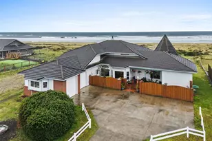 1981 Grey Gull Ln S, Westport, WA 98595 - Photo 1