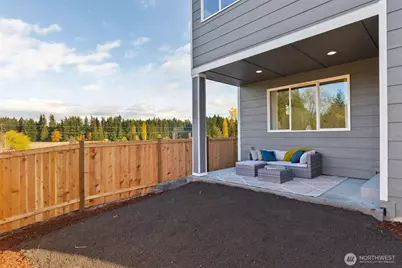 318 NE Shadowhawk Lane, Bremerton, WA 98311 - Photo 17