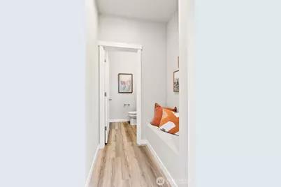 318 NE Shadowhawk Lane, Bremerton, WA 98311 - Photo 9