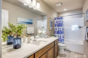 304 NE Shadowhawk Ln, Bremerton, WA 98311 - Photo 31