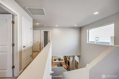 304 NE Shadowhawk Lane, Bremerton, WA 98311 - Photo 27