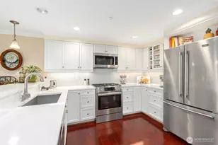 2100 Thorndyke Ave W, Seattle, WA 98199 - Photo 15