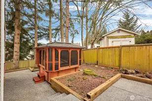 8703 NE 144th Ct, Kirkland, WA 98034 - Photo 39