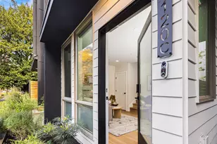 1120 16th Ave, Seattle, WA 98122 - Photo 3