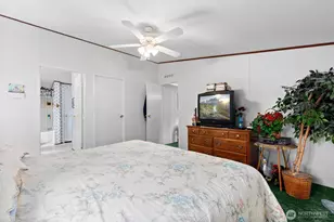 8439 Pepperidge Ln SE, Yelm, WA 98597 - Photo 13