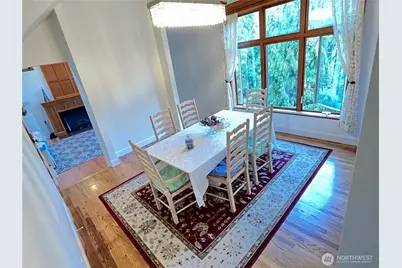 4518 91st Avenue SE, Mercer Island, WA 98040 - Photo 3