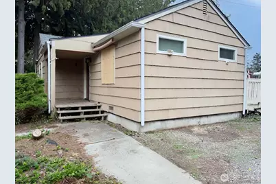 6305 Rest Place NE, Bremerton, WA 98311 - Photo 3