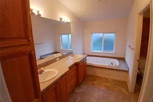 5702 90th St Ct E, Puyallup, WA 98371 - Photo 9