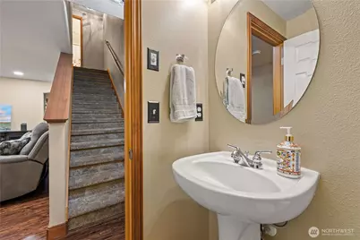 214 Dallas Street, Mount Vernon, WA 98274 - Photo 5