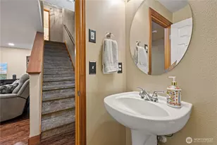 214 Dallas St, Mount Vernon, WA 98274 - Photo 5