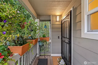 214 Dallas Street, Mount Vernon, WA 98274 - Photo 3