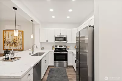 3957 S Chicago St, Seattle, WA 98118 - Photo 5