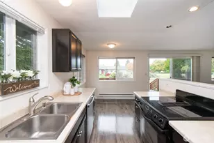 241 Bay View St, Sequim, WA 98382 - Photo 9