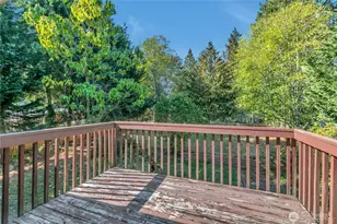 5329 S Vista Dr E, Bonney Lake, WA 98391 - Photo 25