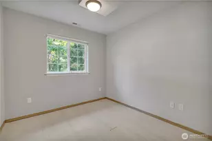 5329 S Vista Dr E, Bonney Lake, WA 98391 - Photo 13