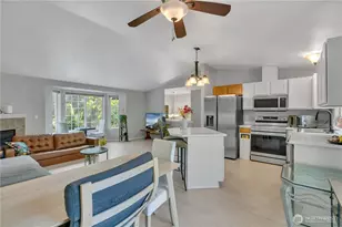 5329 S Vista Dr E, Bonney Lake, WA 98391 - Photo 7