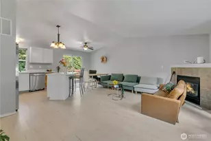 5329 S Vista Dr E, Bonney Lake, WA 98391 - Photo 5