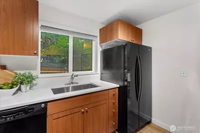 14206 NE 181st Place #L102, Woodinville, WA 98072 - Photo 11