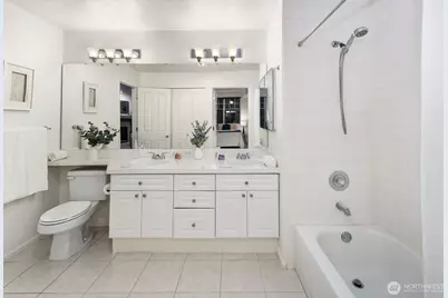 2244 SE 132nd Avenue #B116, Bellevue, WA 98005 - Photo 19