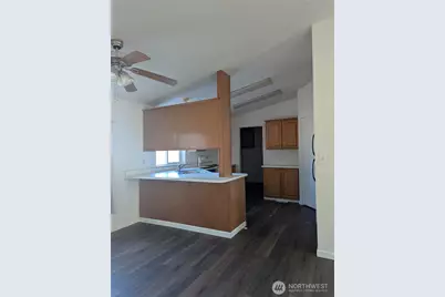 1905 Honeysuckle Lane, Centralia, WA 98531 - Photo 5