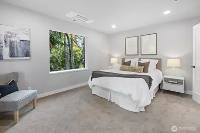 13724 22nd Avenue NE, Seattle, WA 98125 - Photo 17