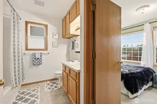 143 S 44th St, Bellingham, WA 98229 - Photo 23