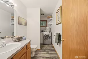 143 S 44th St, Bellingham, WA 98229 - Photo 5