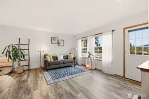 143 S 44th St, Bellingham, WA 98229 - Photo 7