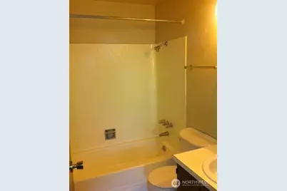 231 Lafayette Avenue, Bremerton, WA 98312 - Photo 11