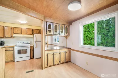 16600 25th Avenue NE #101, Marysville, WA 98271 - Photo 9