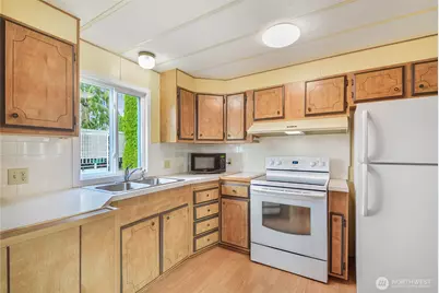 16600 25th Avenue NE #101, Marysville, WA 98271 - Photo 11