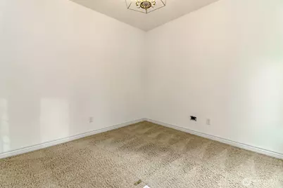 7033 Phillips Road SW, Lakewood, WA 98498 - Photo 11