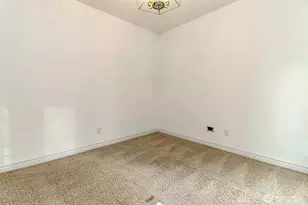 7033 Phillips Rd SW, Lakewood, WA 98498 - Photo 11