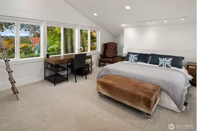 1615 39th Avenue E, Seattle, WA 98112 - Photo 17