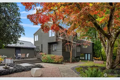 1615 39th Avenue E, Seattle, WA 98112 - Photo 13