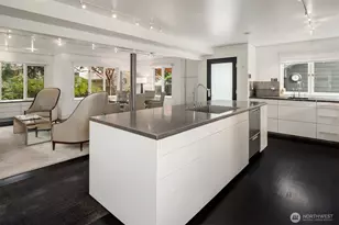 1615 39th Ave E, Seattle, WA 98112 - Photo 3