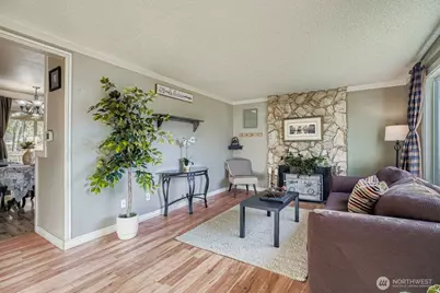 15303 11th Avenue Ct E, Tacoma, WA 98445 - Photo 3