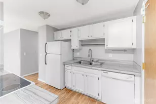 1014 W Spruce St, Port Angeles, WA 98363 - Photo 13