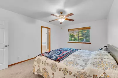 19921 S Carpenter Road, Snohomish, WA 98290 - Photo 15