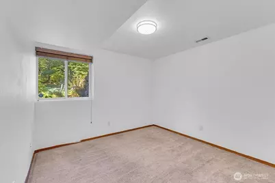 19921 S Carpenter Road, Snohomish, WA 98290 - Photo 23